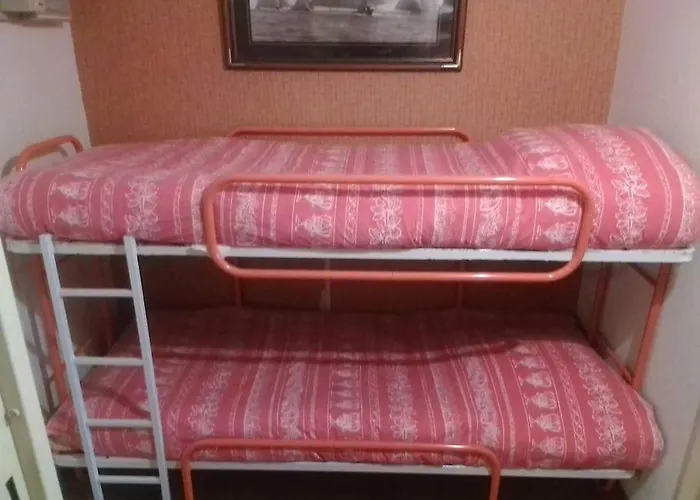 Porte Du Saint-Cyr-sur-Mer